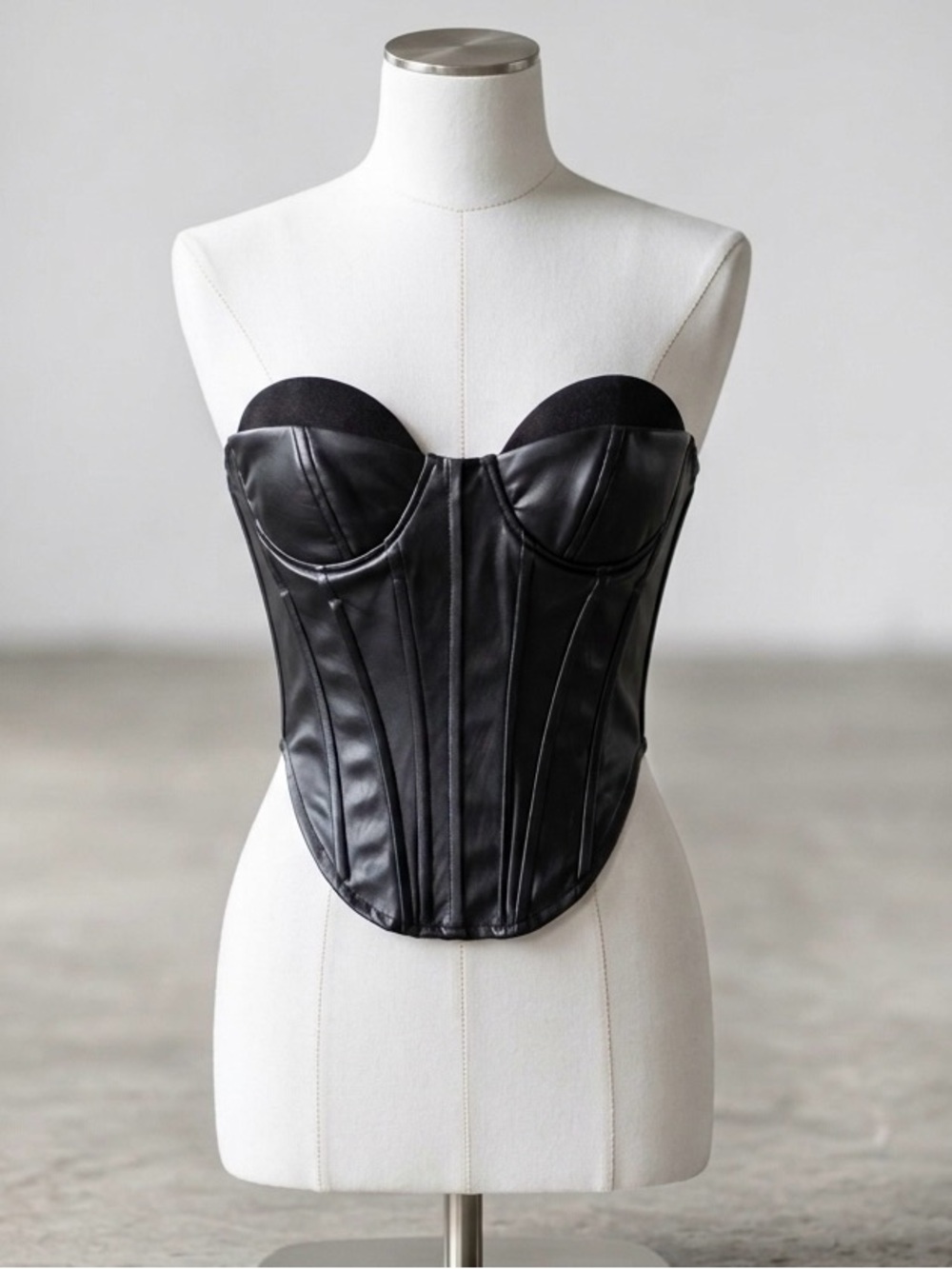 Doll House Black Faux Leather Strapless Corset Top Size M Y2K Edgy Goth Moto